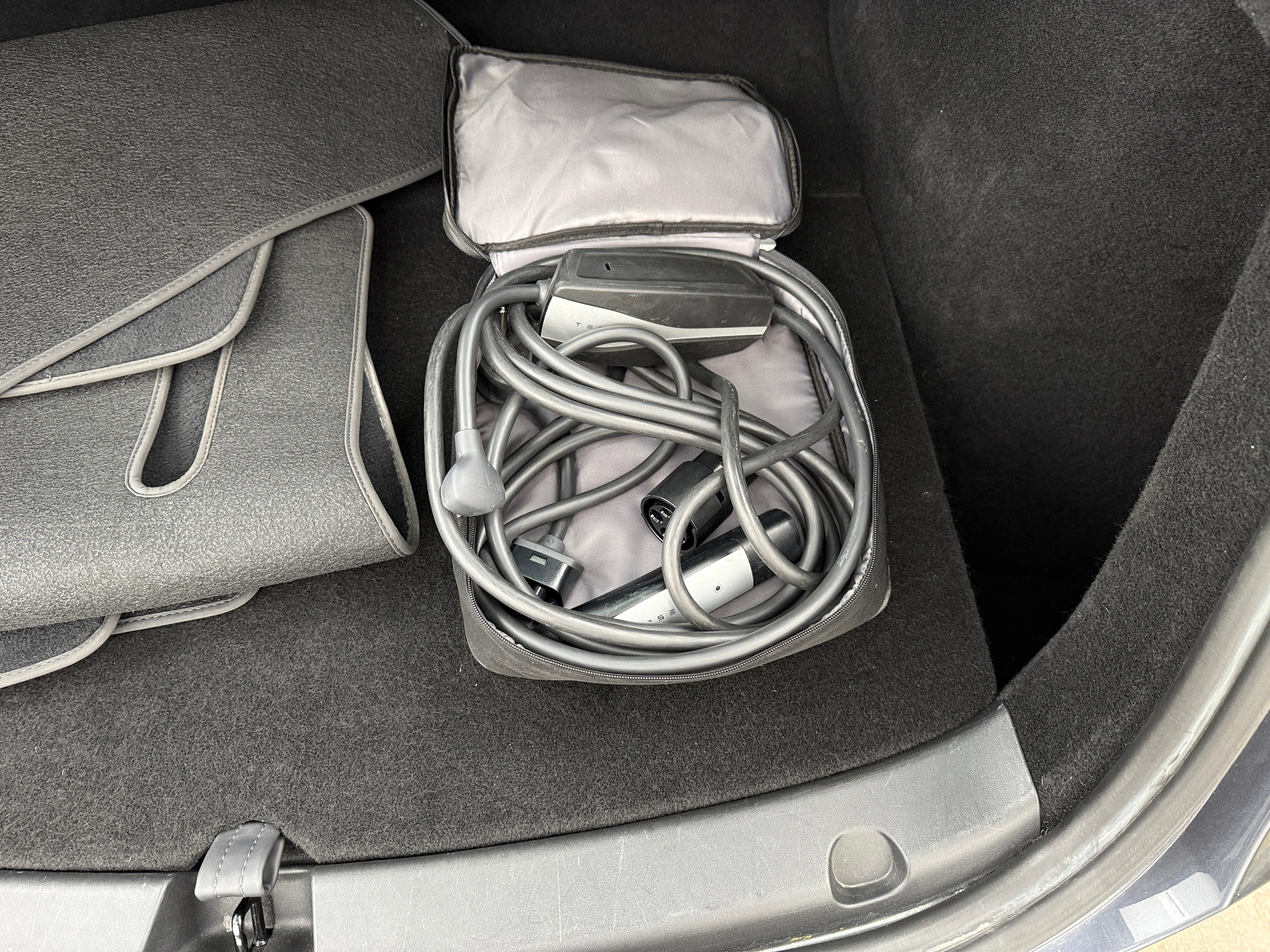 tesla model y 2023 7SAYGDEE4PA051717 image tesla model y 2023 7SAYGDEE4PA051717 image